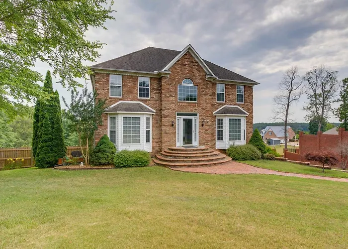 Tennessee Vacation Rental W/ Balcony!